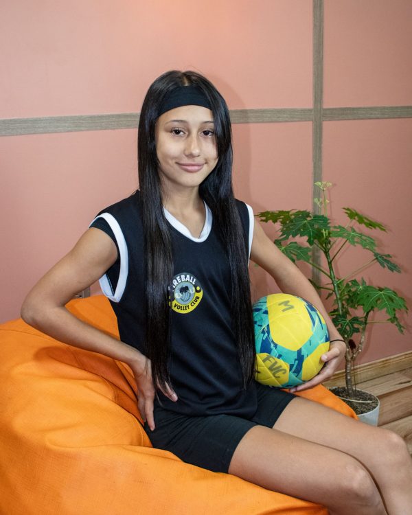 4. FOTO_Mariangel Atehortua Martinez una pequeña líder con aires de grandeza al querer ser lideresa de su comunidad desde muy niña con solo 12 años. Foto Juan Bless